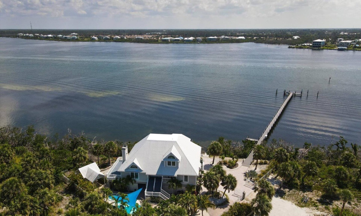 Palm Island House | Waterfront Retreat: Fish, Kayak,Paddleboard on Property +Pool/Spa-Heat available