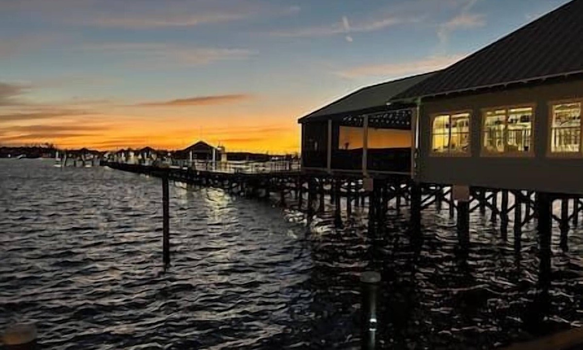Bradenton Beach House | Waterfront with Unbelievable Views + Fabulous Lanai on the Water