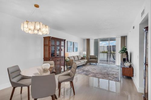 Sunny Isles Beach Apartment | Waterview Luxury 2-Bedroom Condo Sunny Isles Beach