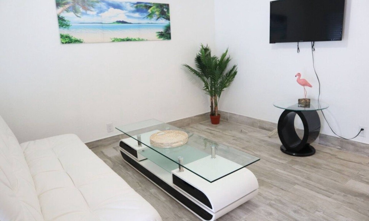 Palm Beach Shores Apartment | WoW! Stunning 1 BR/Prime Singer Island