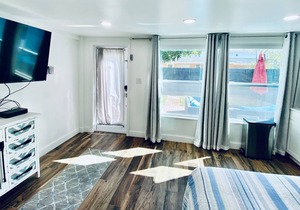 1757C Secluded Studio- Close to Beach & Las Olas