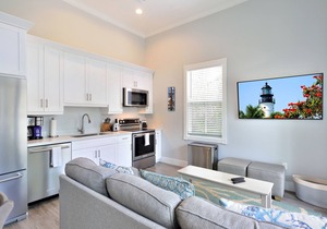 2 Bedroom 1 Bath Condo at Bayfront Suites & Marina - CLEANING FEE INCLUDED