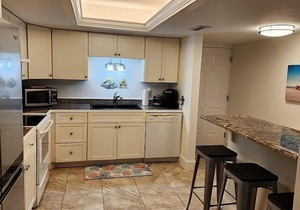 Beautiful 10TH Floor, Gulf-front Condo at Island Winds Perfect For Families! Washer and Dryer in Condo, Designated Parking, Central Air, Free Wifi - Click for reviews!