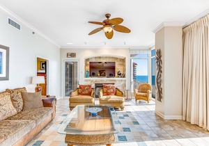 Beautiful Beachfront Condo w/ Free WiFi, Central AC, Plus Shared Pool & Hot Tub