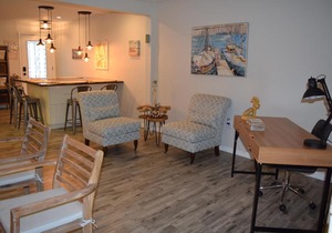 Dolphin Cottage Beach
