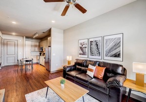 FRONTDESK | Bright 1 BR in Atlantic Station