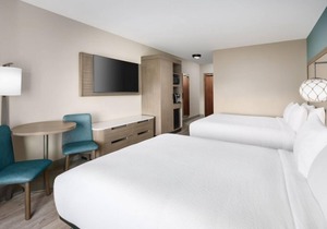 Great Deal! Pool, Free Grab-and-Go Breakfast, Family Vacation