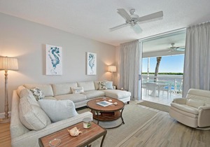 Harbor Villa Club 206