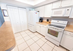 Oceanfront 2BR Condo 2nd Floor Balcony Unit 202