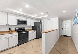 Oceanfront Corner 2BR Condo 3rd Floor Balcony Indian Harbour Beach, Unit 301