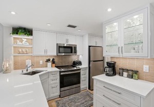 Park Shore Resort by Mike Z Rentals