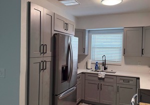 St. Pete Beach Pool Home - Quick Walk to Beach & Sunset! Min stay is 30 days