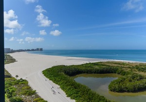 Stunning Beachfront Penthouse on 19th Floor I Desirable Front Unit