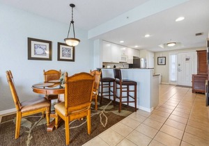 Sunset Vistas 610N: Top Floor Gulf Front Beauty