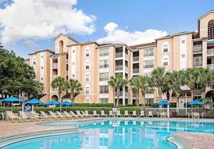 Three Comfortable Units, Mini-Golf and Basketball, Fun! Free Wifi, Theme Parks