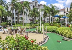 Two Great Units, Day Trips to Daytona Beach and or Tampa St. Petersburg!