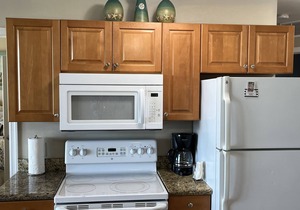 Waterfront 2/2 condo