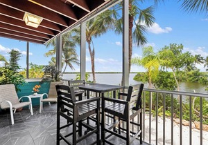Waterfront Matlacha Condo w/Patio + Pool Access!