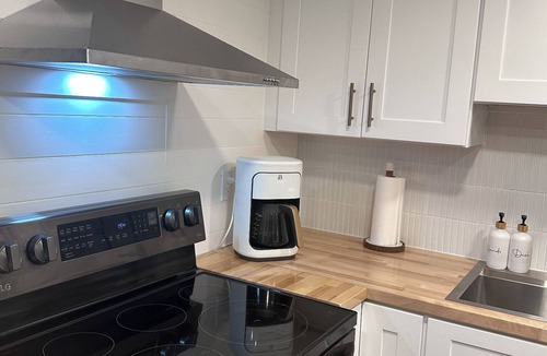 Beach Park Village Condo | 1 Bed 1 Bath + Pool + Close to Beach