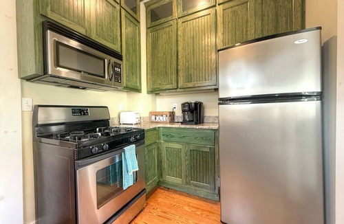 Fredericksburg House | 1 Block to Nimitz Museum, 2-3 Blocks to Downtown, Restaurants