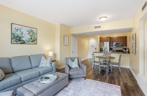 Boynton Beach Condo | 1 BR King- Rooftop Pool close to beach Casa Costa