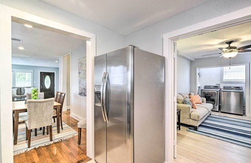 Galveston House | ~ 1 Mi to Pier & Beaches! Family Home in Galveston