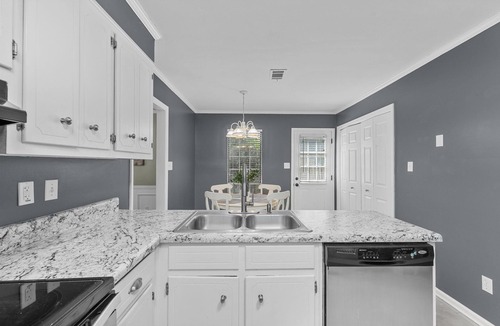 National Hills House | 1 mile from the Masters, Augusta National Golf Course, close to everything