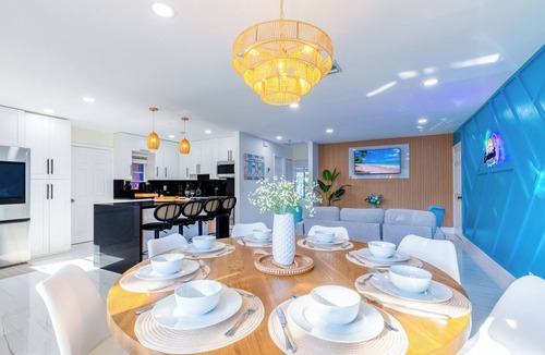 Pompano Beach House | 10 Min to Beach | Private Pool Oasis | Games & BBQ