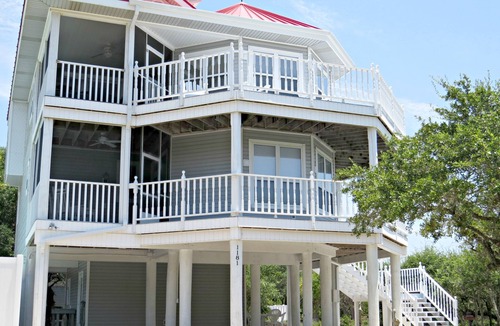 St. George Island House | 🎉💰🎉🥰10% off on open dates SAVE! Pool! Elevator! Close to beach! Amazing Views!