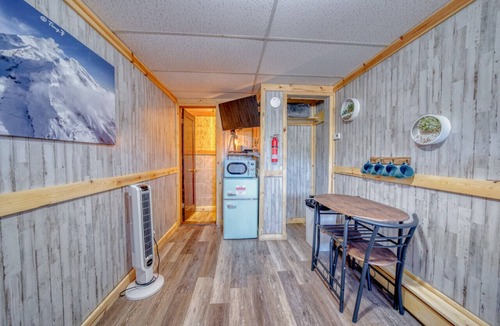 Leadville Apartment | #10 Renovated Dog Friendly Cozy Room Leadville CO