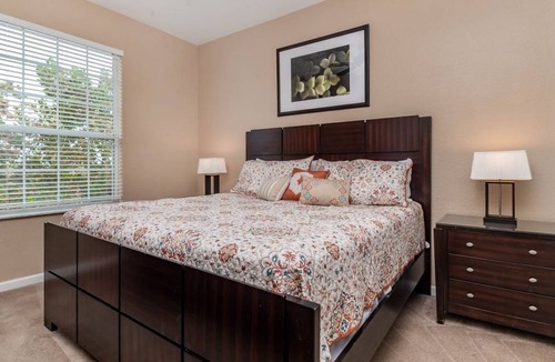 Windsor Hills Apartment | 116 m² Apartment ∙ 3 bedrooms ∙ 6 guests