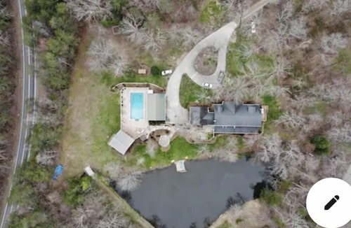 Lookout Mountain House | 15 bdrm ~43ppl~ 2 houses XL HotTub, Pool, pond, Volleyball4238021965.
