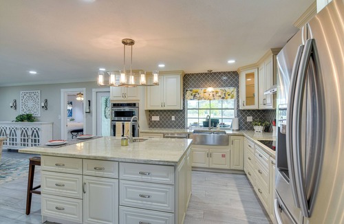 Plantation House | 16 Mi to Fort Lauderdale: Florida Escape w/Pool!