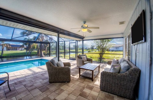 Pebble Beach House | 167 m² House ∙ 3 bedrooms ∙ 6 guests