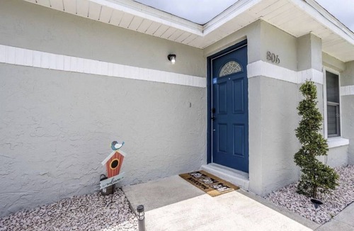 Buena Ventura Lakes House | 17 mins to Theme Parks, Your All in One Stay with Heated Pool
