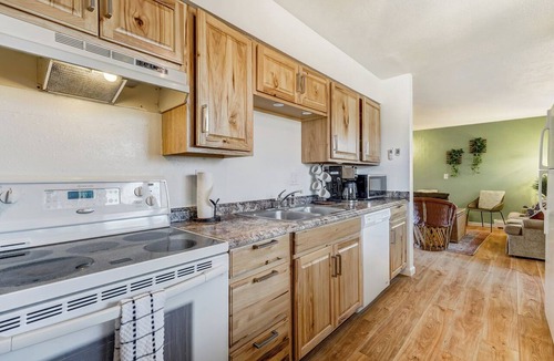 Cimarron Hills Apartment | 180° Mountain Range Views and Centrally Located