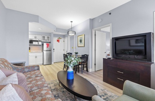 Florida Central Atlantic Coast Apartment | 1BR Free Parking near Universal & Epic Universe