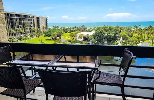 Longboat Key Condo | 2/2 Condo LBK, Beach, Pool, Fitness, Tennis