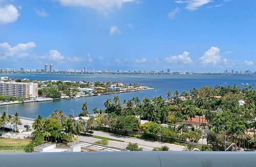 North Bay Village Condo | 2/2 MIAMI BEACH PENTHOUSE OCEAN VIEWS NORTH BAY VILLAGE