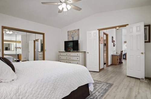 The Villages House | 2/2 ranch home, golf cart, dog allowed, near shopping & Spanish Springs