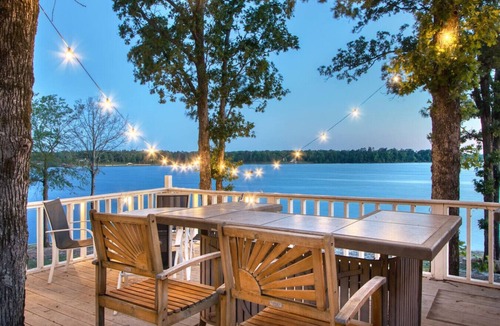 Dogwood House | 2 Acre Lake Front ~Deck~Dock~Kayaks~Beach~Swimming