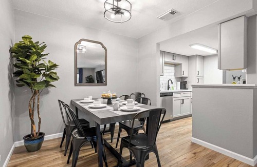 Northeast Pensacola Apartment | 2 bed/2 bath condo * Private Fenced Yard * Dog Friendly * All NEW