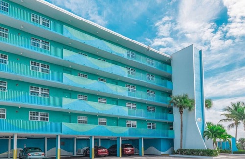 Hutchinson Island South Condo | 2 Bedroom Condo on Jensen Beach, at Turtle Reef Club!