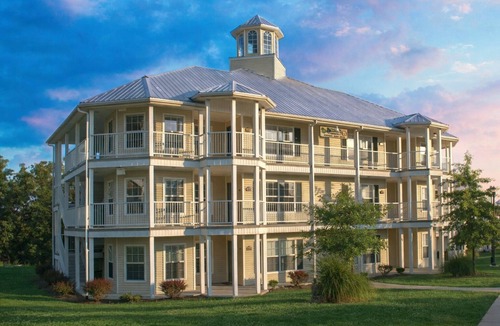 Branson Resort | 2 bedroom condo w/covered deck on Golf Club complex near gorgeous Branson Mo.