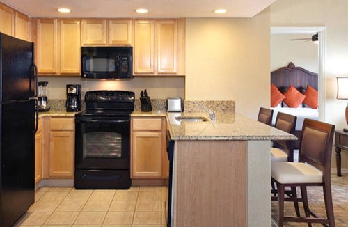 Survey Creek Condo | 2 Bedroom Deluxe in Pompano Beach, FL, 4 Miles From The Beach!