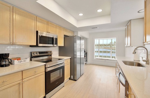 Indian Shores House | 2-bedroom townhome in pleasant Indian Shores with pool