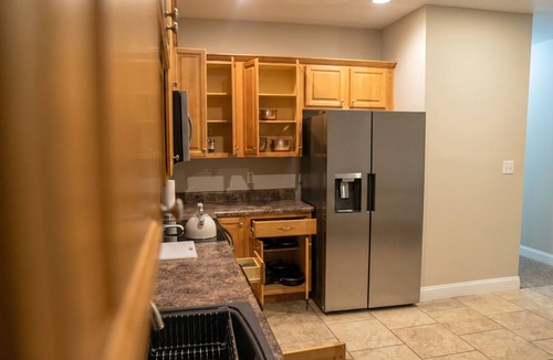 Kreole Apartment | 2 Connected Apartments · 6BR 4BA · Sleeps 12 · W/D