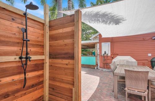 Lake Worth House | 2 Cottages Downtown Lake Worth - Private Pool
