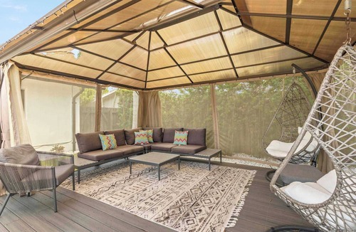Deerfield Beach House | 2 miles to Beach~ Pool ~Cabana~ Pool Table