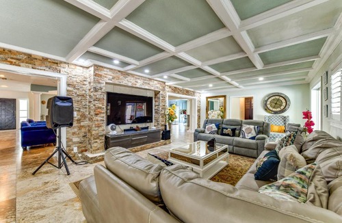 Desoto Acres House | 2 Private Pools! 2-Acre Retreat Near Dtwn Sarasota